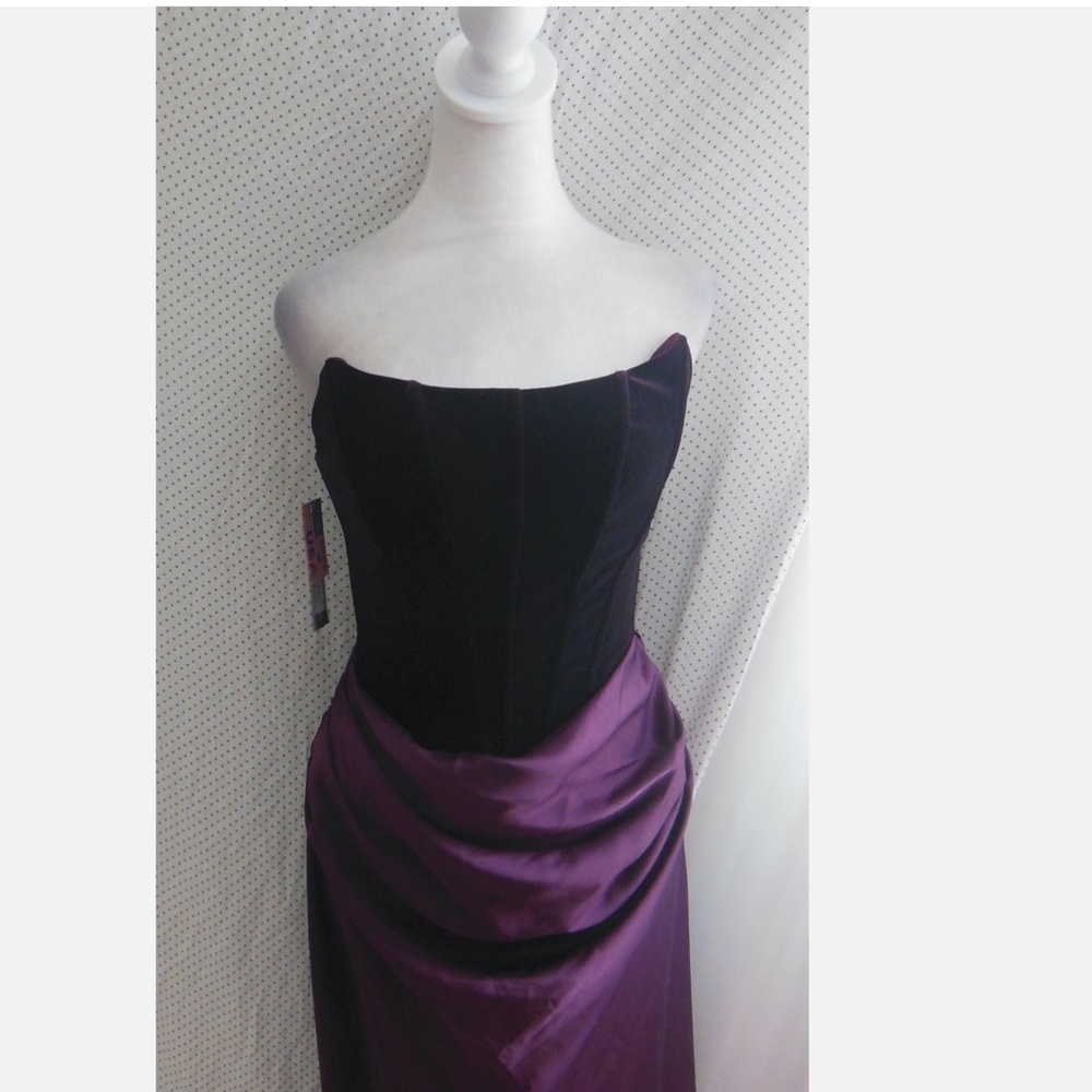 NEW Betsy & Adam PLUM Strapless CORSET Bustier VELVET  & SATIN Draped GOWN 4 - Picture 10 of 13